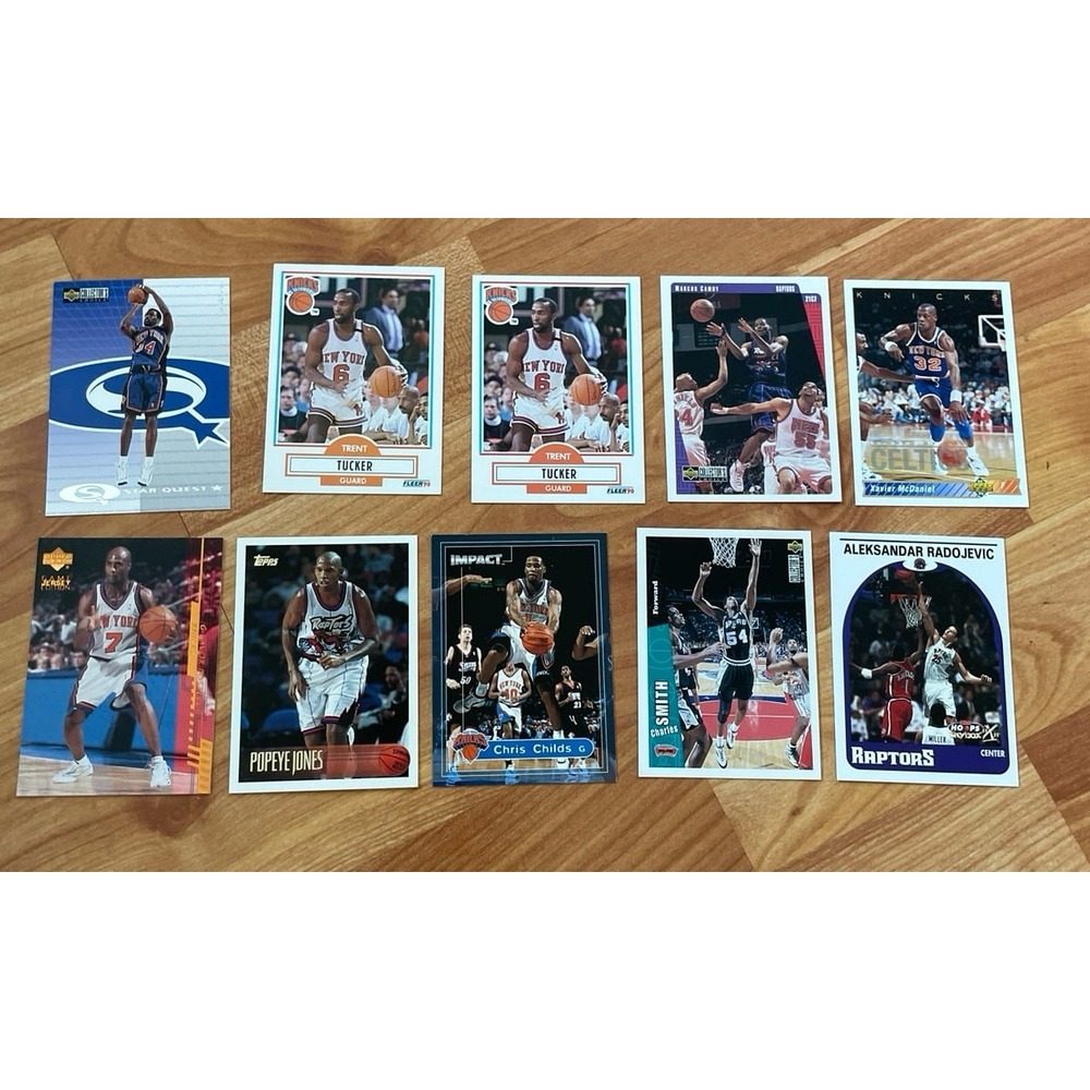 10 NBA Basketball Cards
Good condition